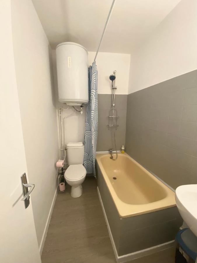 Studio Centre Ville Nîmes Extérieur photo