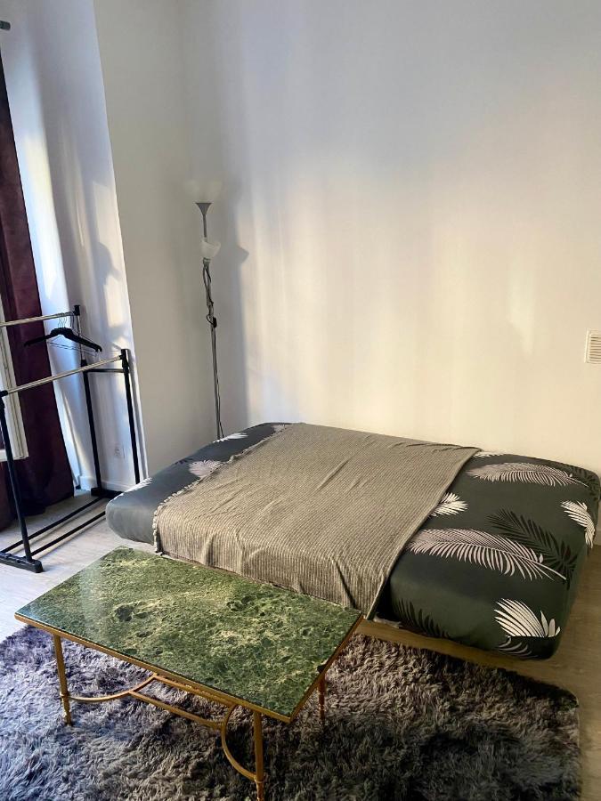 Studio Centre Ville Nîmes Extérieur photo